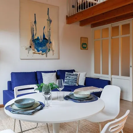 The Artist's Nest - By My In